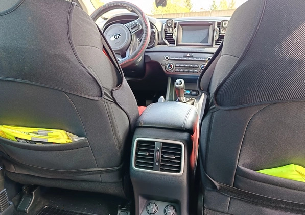 Kia Sportage cena 71300 przebieg: 141000, rok produkcji 2017 z Szamotuły małe 211